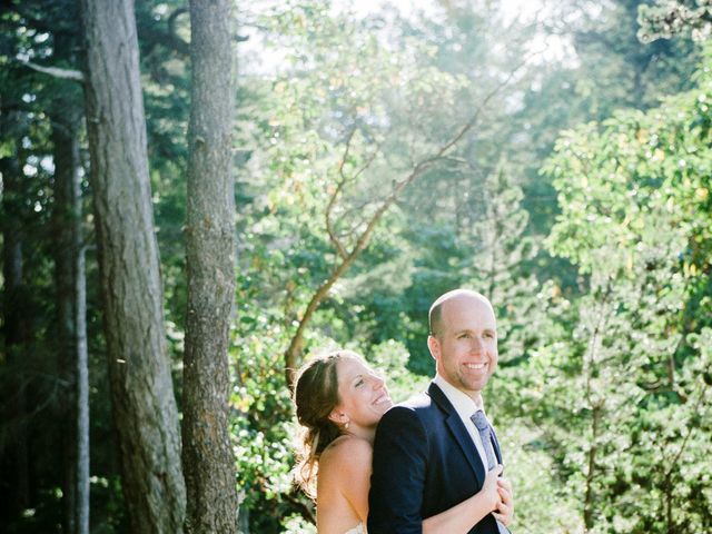 Mike and Cait&apos;s wedding in Gabriola, British Columbia 74