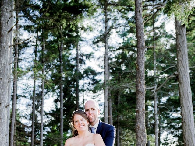 Mike and Cait&apos;s wedding in Gabriola, British Columbia 76