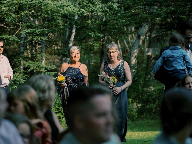 Adam and Jenny&apos;s wedding in Mineville, Nova Scotia 39