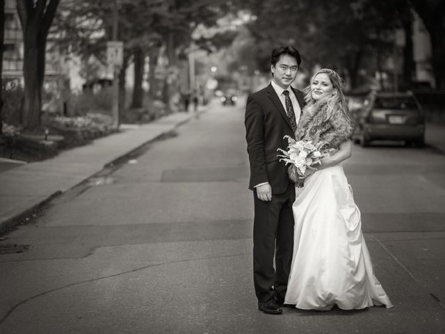 Tom and Robyn&apos;s wedding in Toronto, Ontario 35