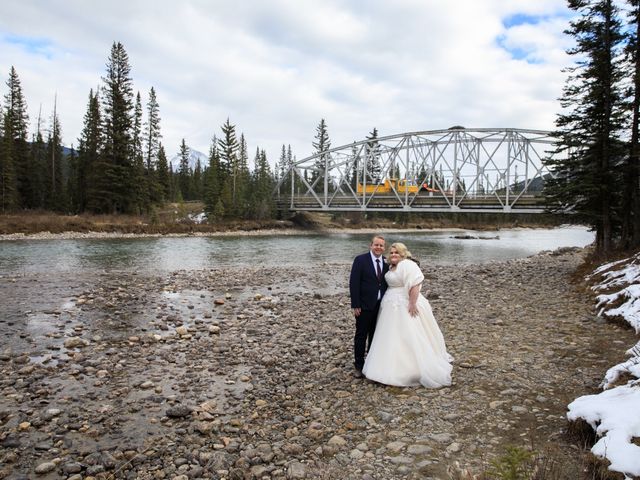 Matthew and Jessica&apos;s wedding in Lake Louise, Alberta 8