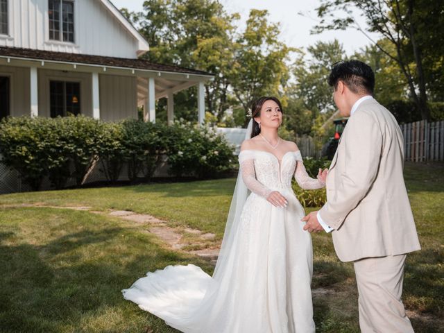 Yiwei and Jenny's wedding in Sainte-Anne-des-Plaines, Quebec 21
