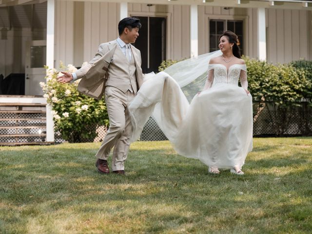 Yiwei and Jenny's wedding in Sainte-Anne-des-Plaines, Quebec 2