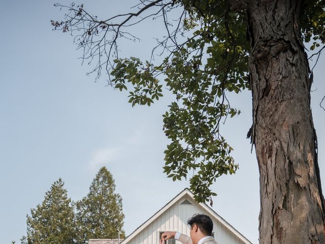 Yiwei and Jenny's wedding in Sainte-Anne-des-Plaines, Quebec 24