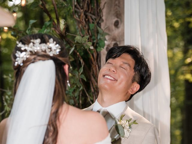 Yiwei and Jenny's wedding in Sainte-Anne-des-Plaines, Quebec 33