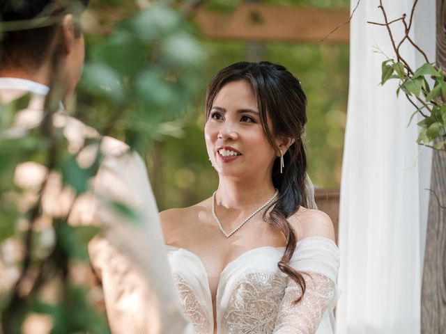 Yiwei and Jenny's wedding in Sainte-Anne-des-Plaines, Quebec 35