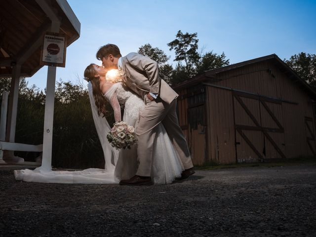 Yiwei and Jenny's wedding in Sainte-Anne-des-Plaines, Quebec 52