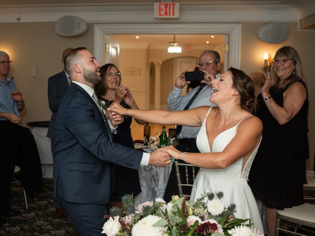 Marshall and Rachel&apos;s wedding in Burlington, Ontario 42