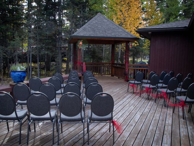 Corey and Alyson&apos;s wedding in Bragg Creek, Alberta 26