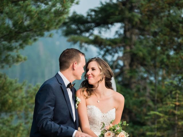 Spencer and Caroline&apos;s wedding in Squamish, British Columbia 13