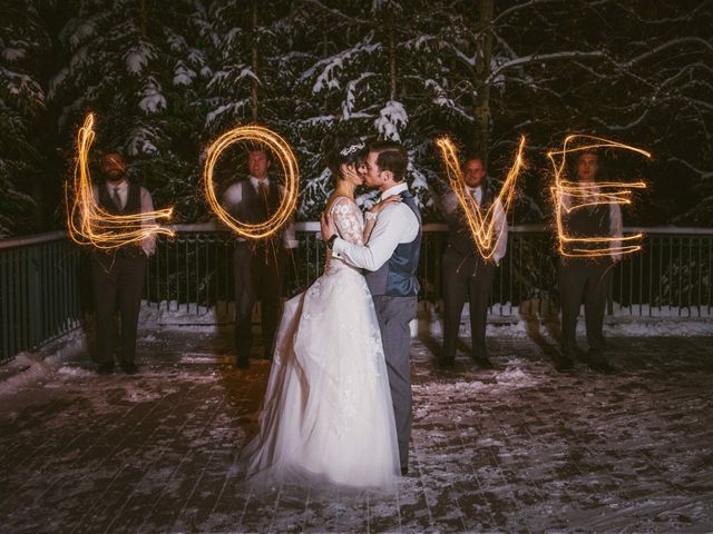 Nathan and Carolina&apos;s wedding in Banff, Alberta 27