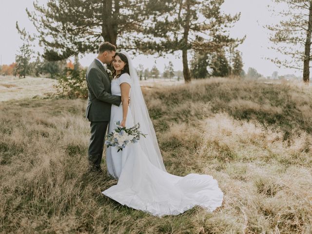 Lili and David's wedding in Pitt Meadows, British Columbia 39