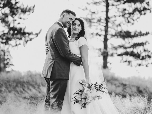 Lili and David's wedding in Pitt Meadows, British Columbia 41