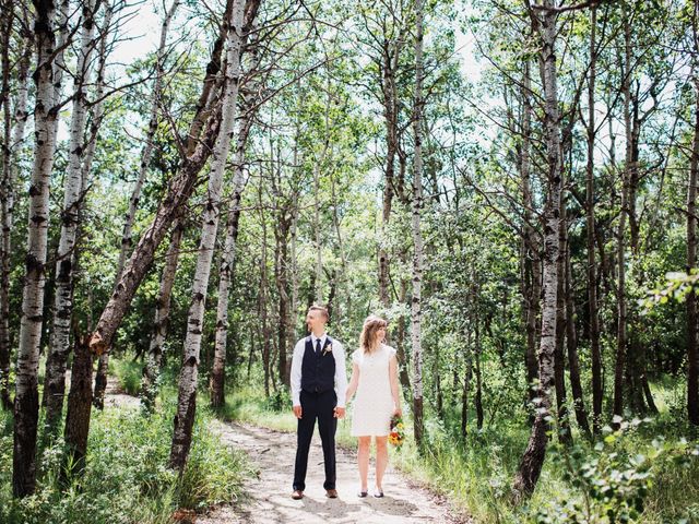 Lauren and Jonas&apos;s wedding in Winnipeg, Manitoba 27