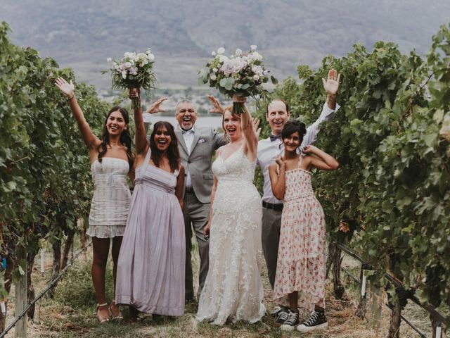 Rob and Dessa&apos;s wedding in Osoyoos, British Columbia 2