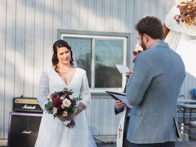 Carson and Sarah&apos;s wedding in Niagara Falls, Ontario 22