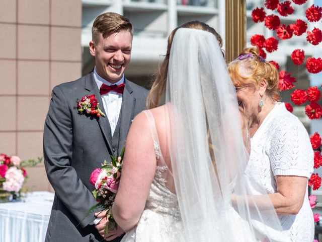 Jordan and Stephanie&apos;s wedding in New Westminster, British Columbia 29