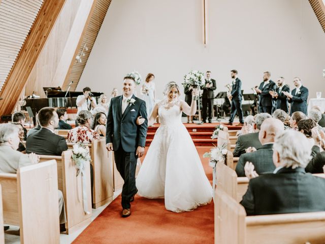 Stephen and Melanie&apos;s wedding in Toronto, Ontario 32