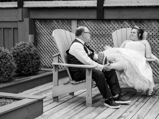 Rob and Shelly&apos;s wedding in Dorchester, Ontario 78