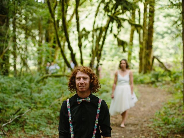 Sam and Keira&apos;s wedding in Squamish, British Columbia 38