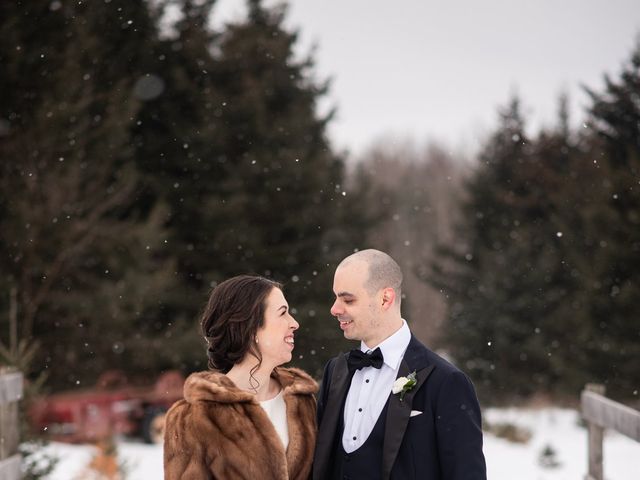Chris and Siobhan&apos;s wedding in Burlington, Ontario 30