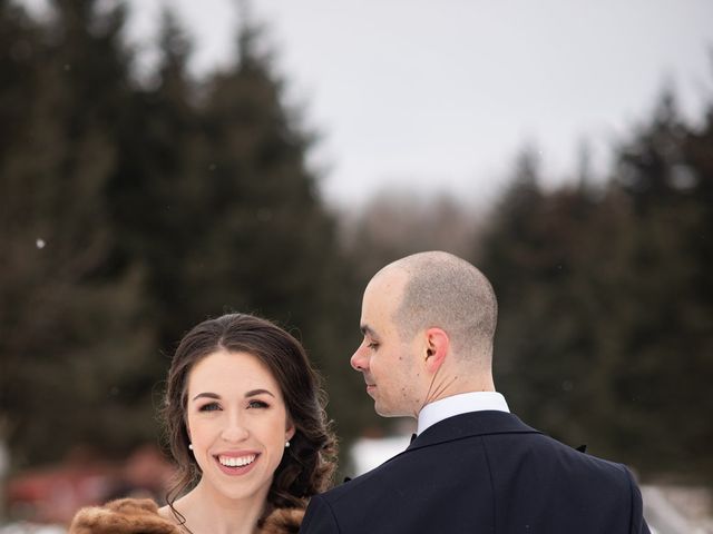 Chris and Siobhan&apos;s wedding in Burlington, Ontario 41