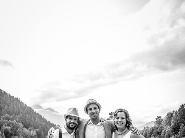 Jesse and Dannielle&apos;s wedding in Squamish, British Columbia 48