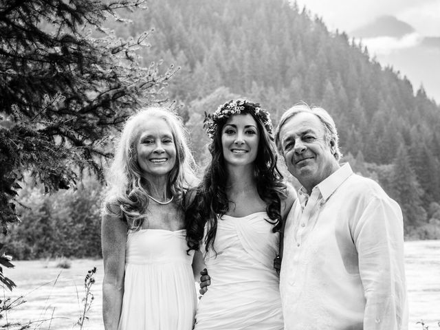 Jesse and Dannielle&apos;s wedding in Squamish, British Columbia 50