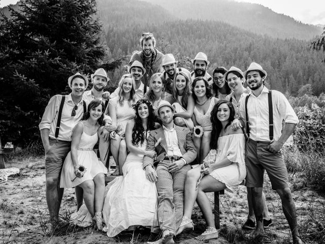 Jesse and Dannielle&apos;s wedding in Squamish, British Columbia 57