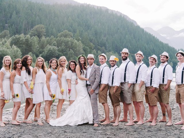 Jesse and Dannielle&apos;s wedding in Squamish, British Columbia 59