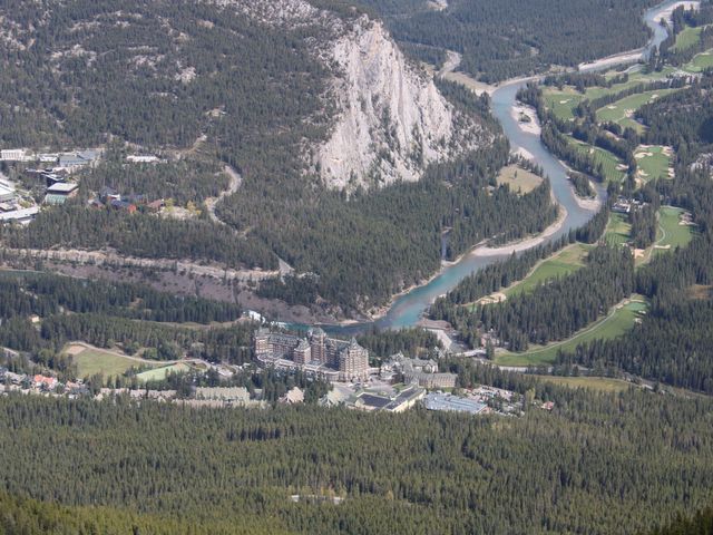 Sonny and Sherild&apos;s wedding in Banff, Alberta 3