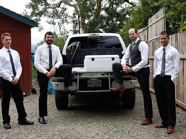 Ryan and Katie's wedding in Courtenay, British Columbia 3
