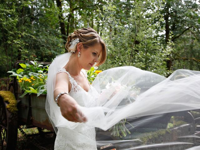 Ryan and Katie's wedding in Courtenay, British Columbia 6