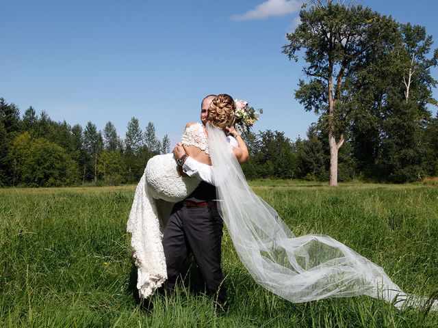 Ryan and Katie's wedding in Courtenay, British Columbia 8