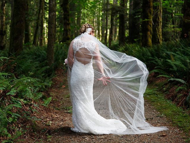 Ryan and Katie's wedding in Courtenay, British Columbia 10