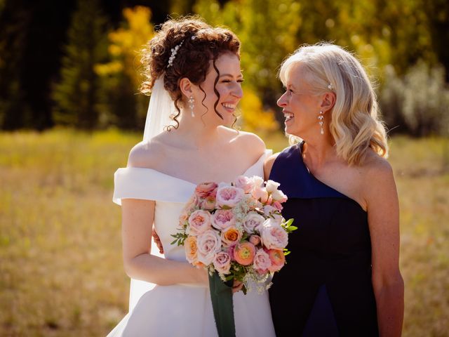 Reg and Shannon&apos;s wedding in Banff, Alberta 18