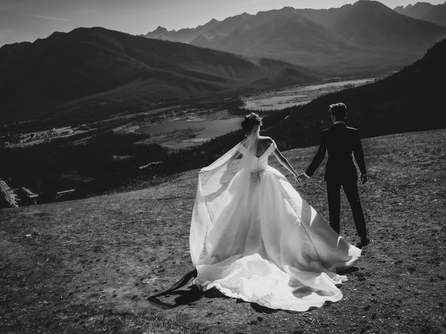 Reg and Shannon&apos;s wedding in Banff, Alberta 32