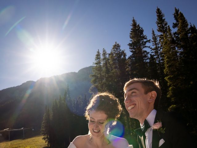 Reg and Shannon&apos;s wedding in Banff, Alberta 41