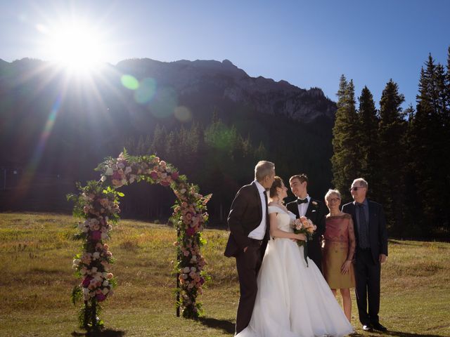 Reg and Shannon&apos;s wedding in Banff, Alberta 42