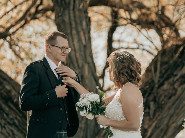 Gavin and Laura&apos;s wedding in Port Severn, Ontario 9