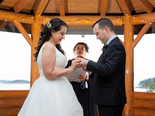 Kevin and Karissa&apos;s wedding in Parksville, British Columbia 29