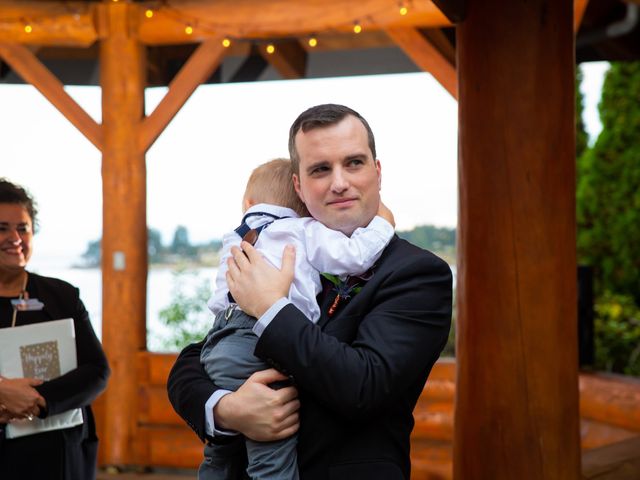 Kevin and Karissa&apos;s wedding in Parksville, British Columbia 43