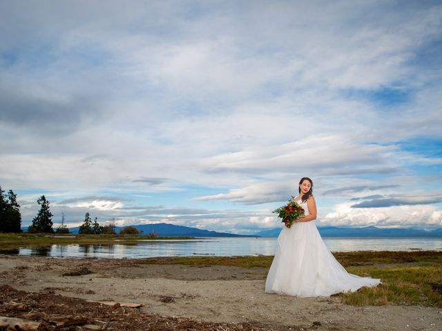 Kevin and Karissa&apos;s wedding in Parksville, British Columbia 44