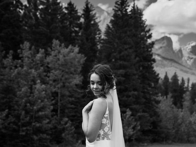 Amanda and Dylan&apos;s wedding in Canmore, Alberta 34