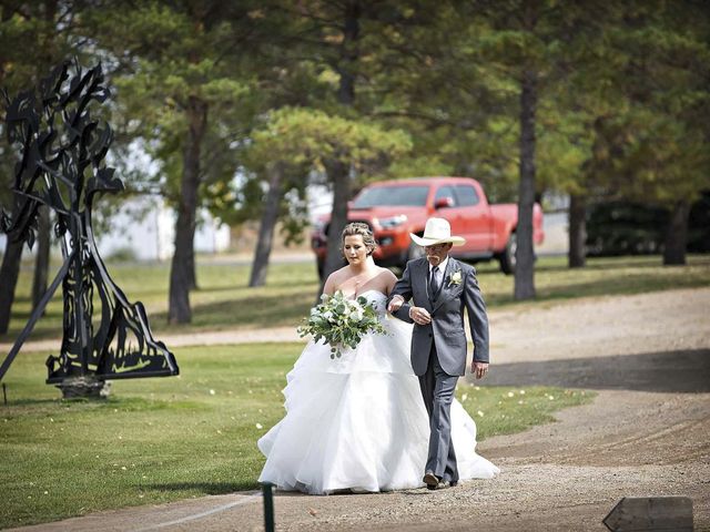Jeremy and Brandi&apos;s wedding in Melville, Saskatchewan 20