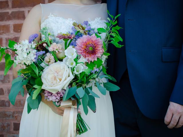 Cormac and Liz&apos;s wedding in Sherbrooke, Quebec 7