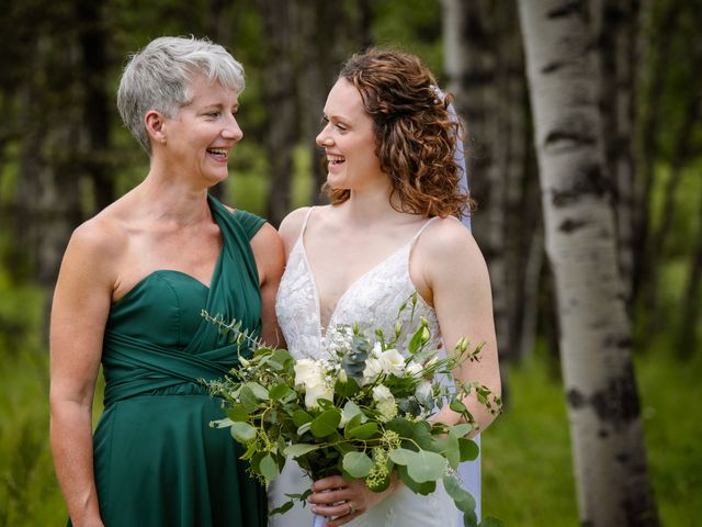 Amanda and Andrew&apos;s wedding in Bragg Creek, Alberta 35