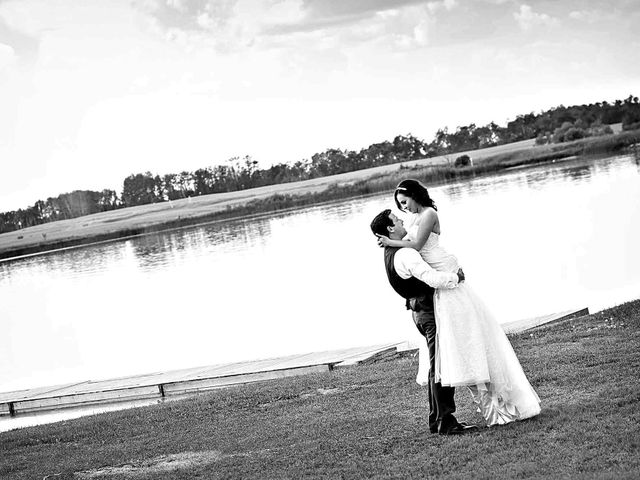 Tyler and Maddi&apos;s wedding in Yorkton, Saskatchewan 41