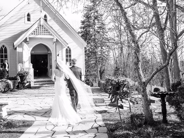 Jamie and Lindsay&apos;s wedding in Kleinburg, Ontario 23