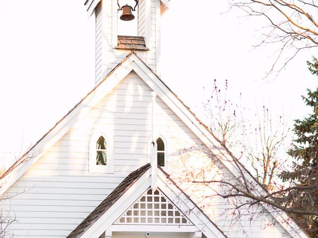 Jamie and Lindsay&apos;s wedding in Kleinburg, Ontario 31